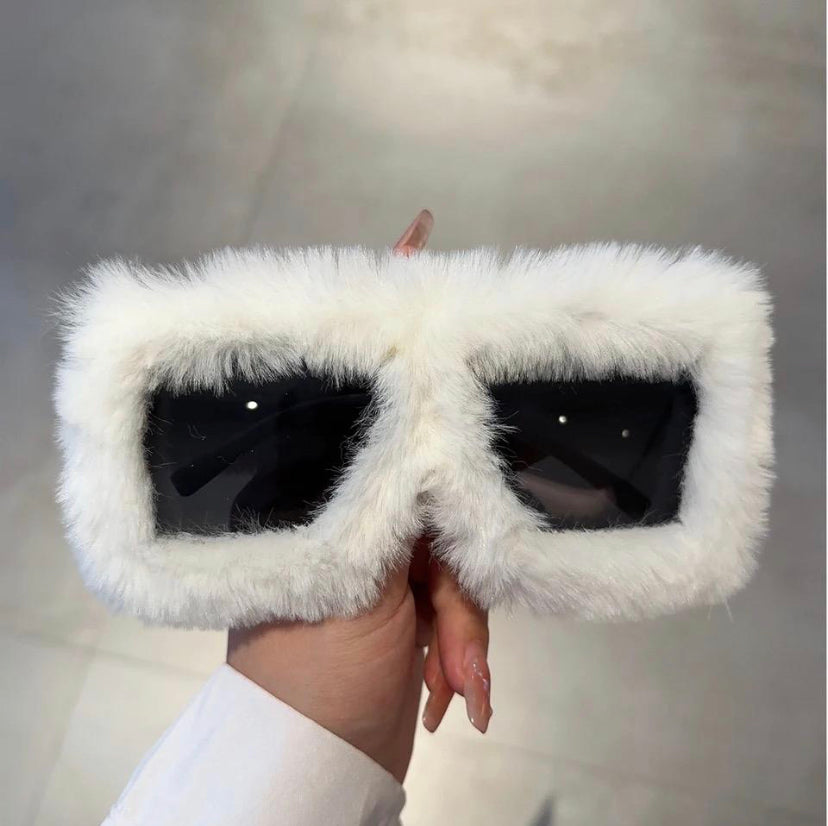 Oversized Square Women Sunglasses New Fashion Furrry Frame Gradient Shades Eyewear Retro Brand Design Winter Sun Glasses